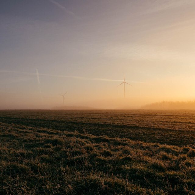 sunrise over a field by robert mangelmann | 20201106moersdorf_066
