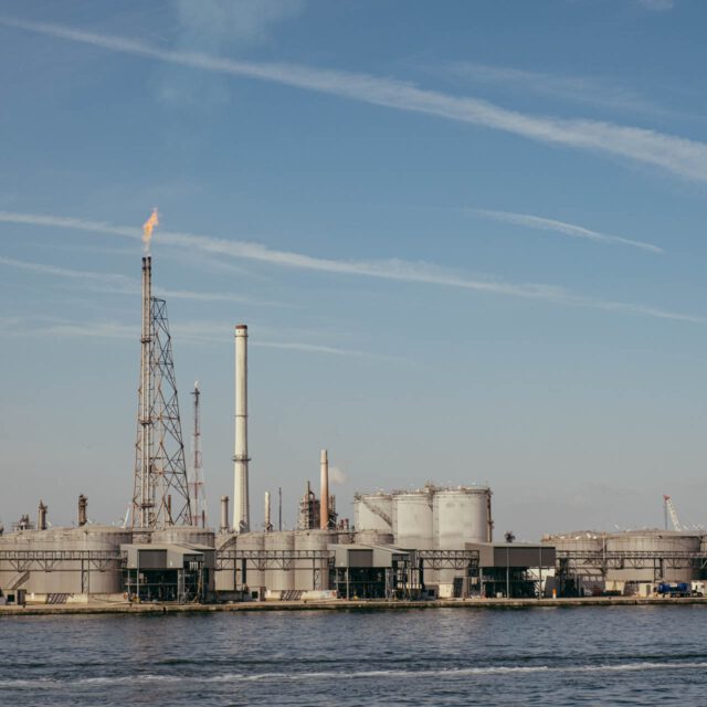 antwerp harbour vi by robert mangelmann | 20220514antwerpen_316
