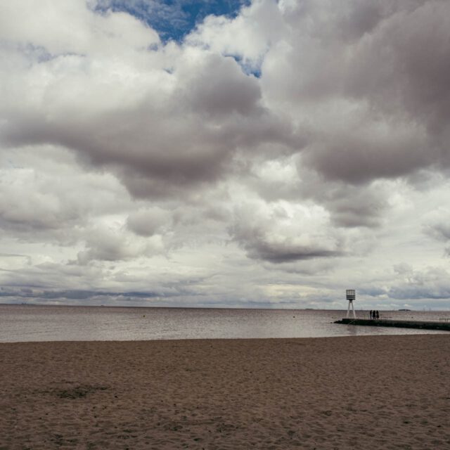 ordrup beach by robert mangelmann | 20220521kopenhagen_063