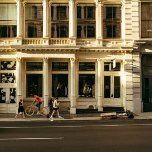 soho shop by robert mangelmann | 20220706nyc_158