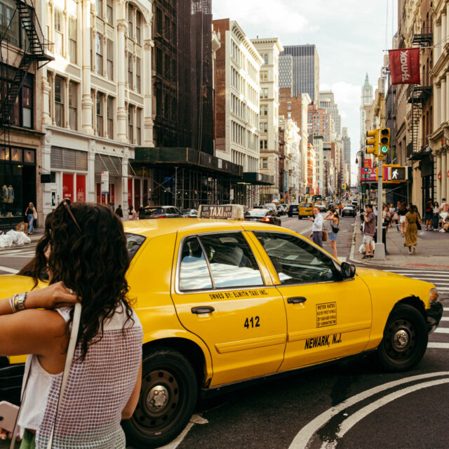 hello taxi by robert mangelmann | 20220706nyc_162