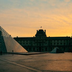 louvre in the morning ii by robert mangelmann | 20221126paris_019