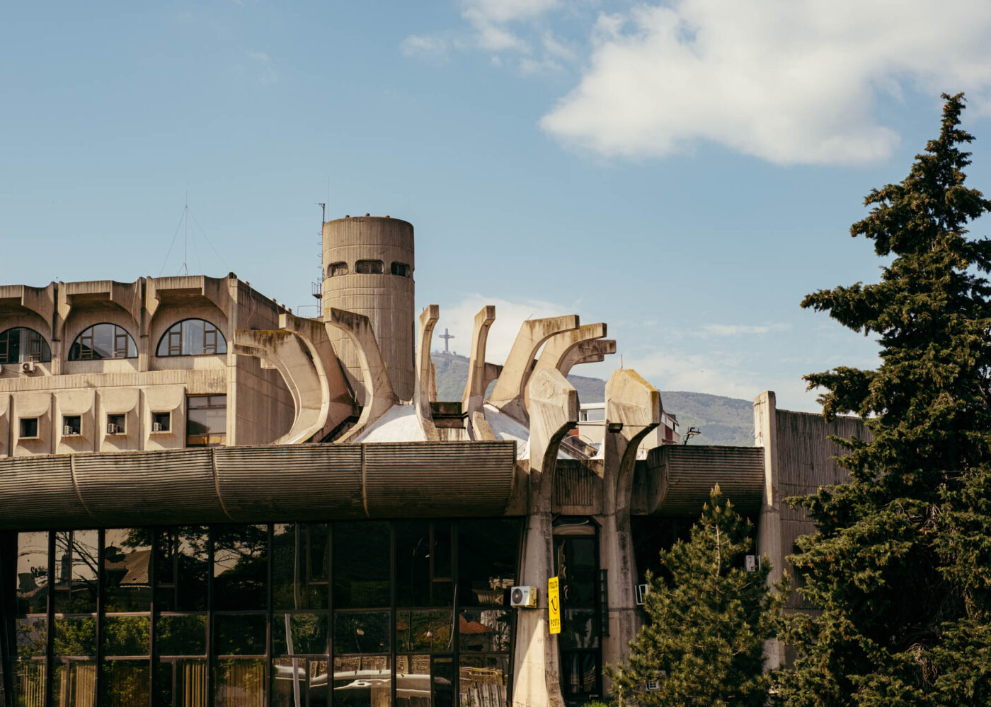 skopje post office v by robert mangelmann | 20230430skopje_055