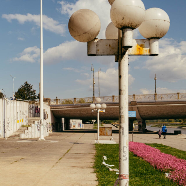 vardar river bank by robert mangelmann | 20230430skopje_074