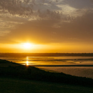 sunset at plage bellevue by robert mangelmann | 20230907bretagne_106