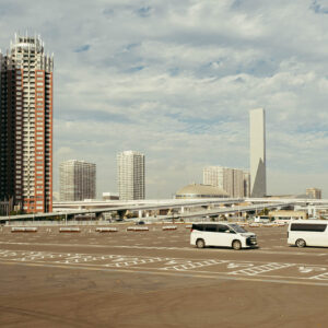 gigantomaniac parking by robert mangelmann | 20231123tokyo_085