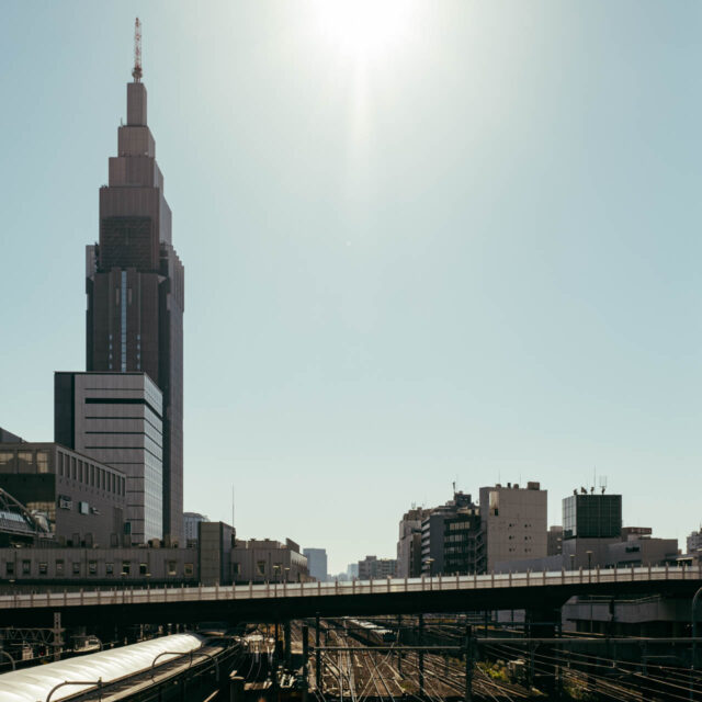shinjuku station southern terrace by robert mangelmann | 20231124tokyo_0002