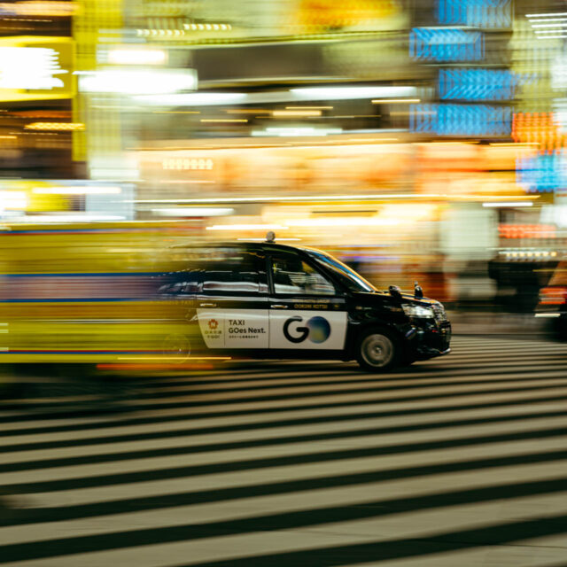 crosswalk pan shot viii by robert mangelmann | 20231124tokyo_0548