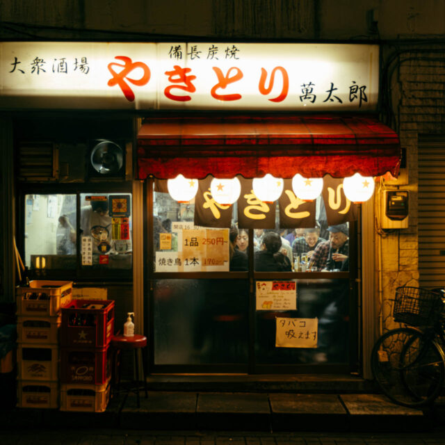 dinner glimpse by robert mangelmann | 20231124tokyo_0725