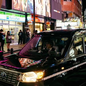 reflections on cabs by robert mangelmann | 20231124tokyo_0864