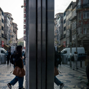 enter the shop by robert mangelmann | 20241108porto_076