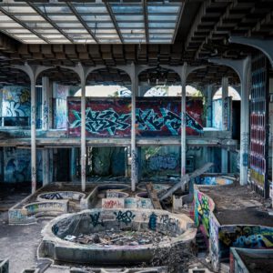 hotel haludovo (fuji edition) ii by robert mangelmann | 20250628kroatien_012